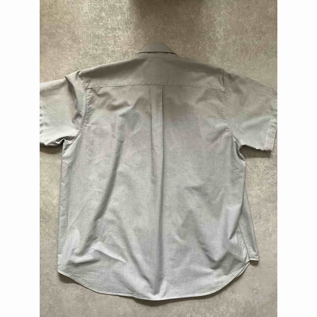 A.P.C(アーペーセー)のA.P.C. 半袖 シャツ グレー 2  メンズのトップス(シャツ)の商品写真