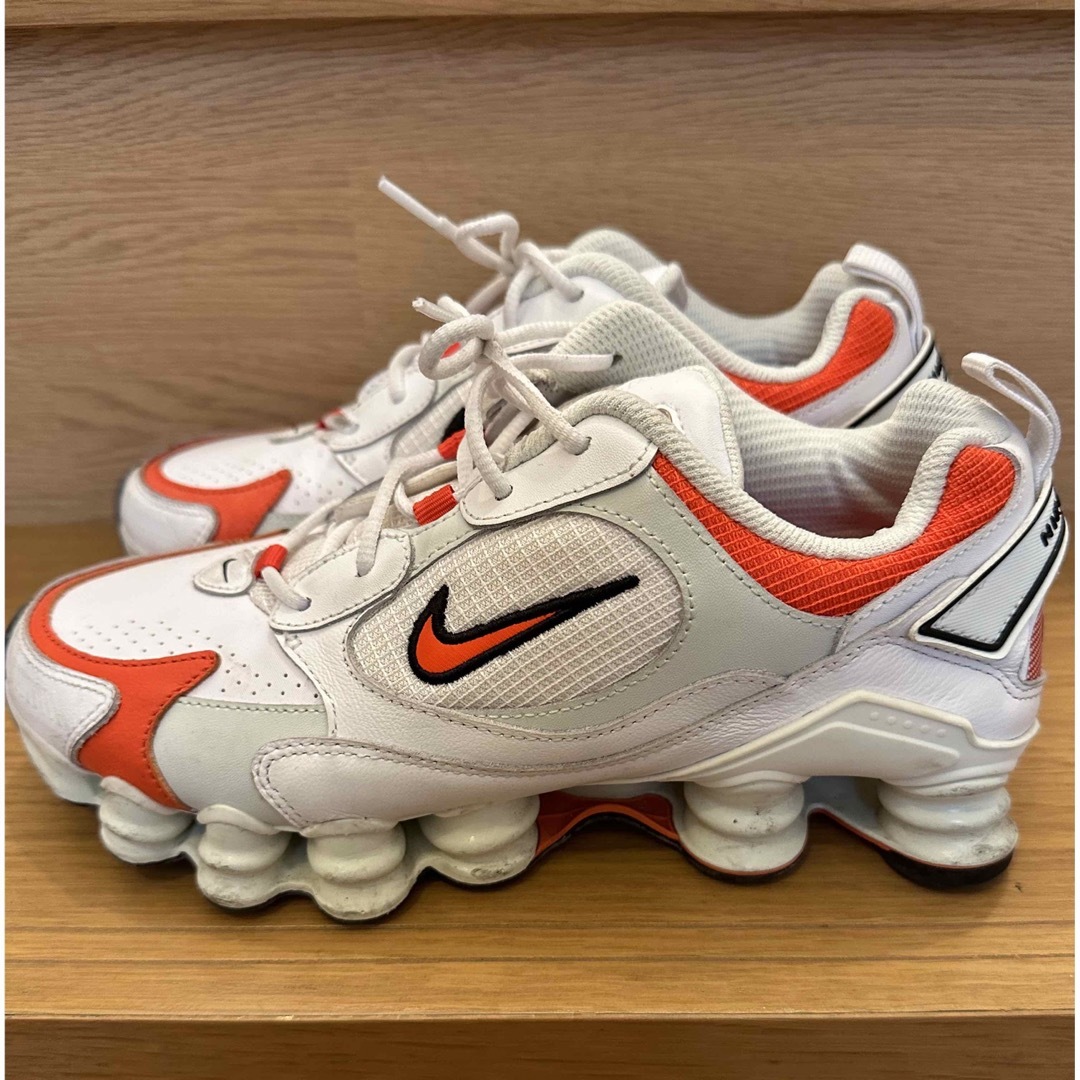 NIKE(ナイキ)の【さち様専用】NIKE W SHOX TL NOVA ショックス ナイキ レディースの靴/シューズ(スニーカー)の商品写真