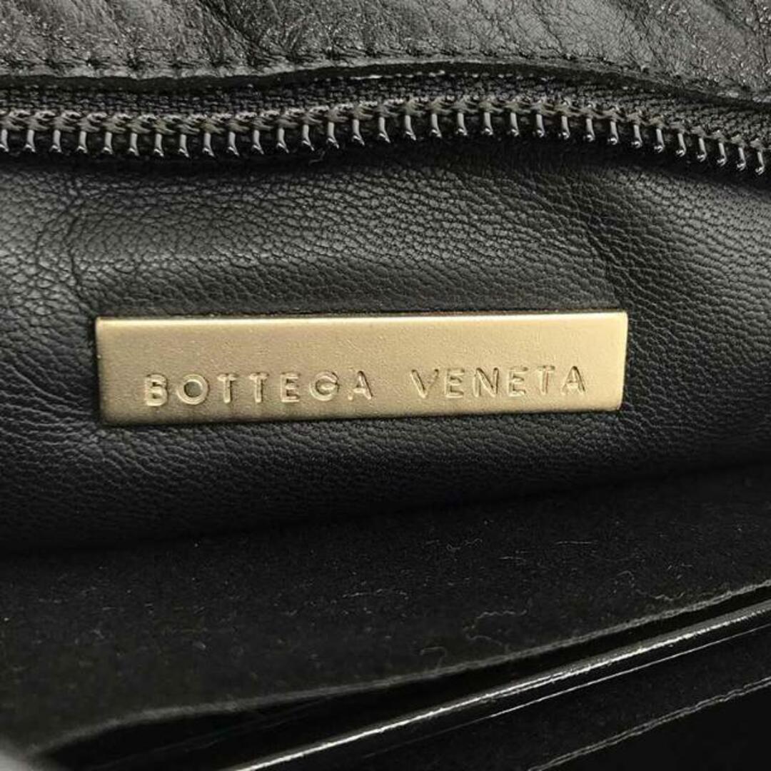 Bottega Veneta(ボッテガヴェネタ)の【美品】  BOTTEGA VENETA / ボッテガヴェネタ | イントレチャート フックストラップ ミニショルダーバッグ | ブラック | レディース レディースのバッグ(ショルダーバッグ)の商品写真