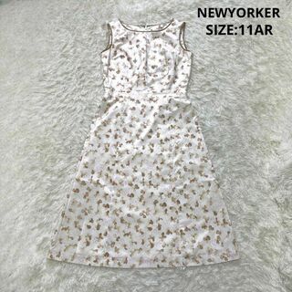 NEWYORKER - NEWYORKER シルク混 花柄 ノースリーブワンピース フリル アイボリー