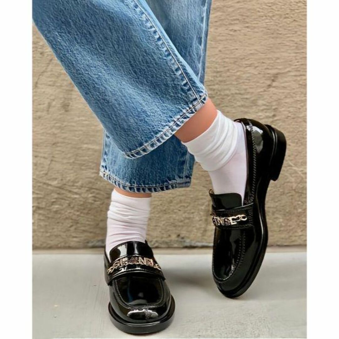 CHANEL - 完売品激レア 新品そっくりさん⭐CHANEL ローファー CHANEL - 完売品激レア 新品そっくりさん⭐CHANEL ローファー