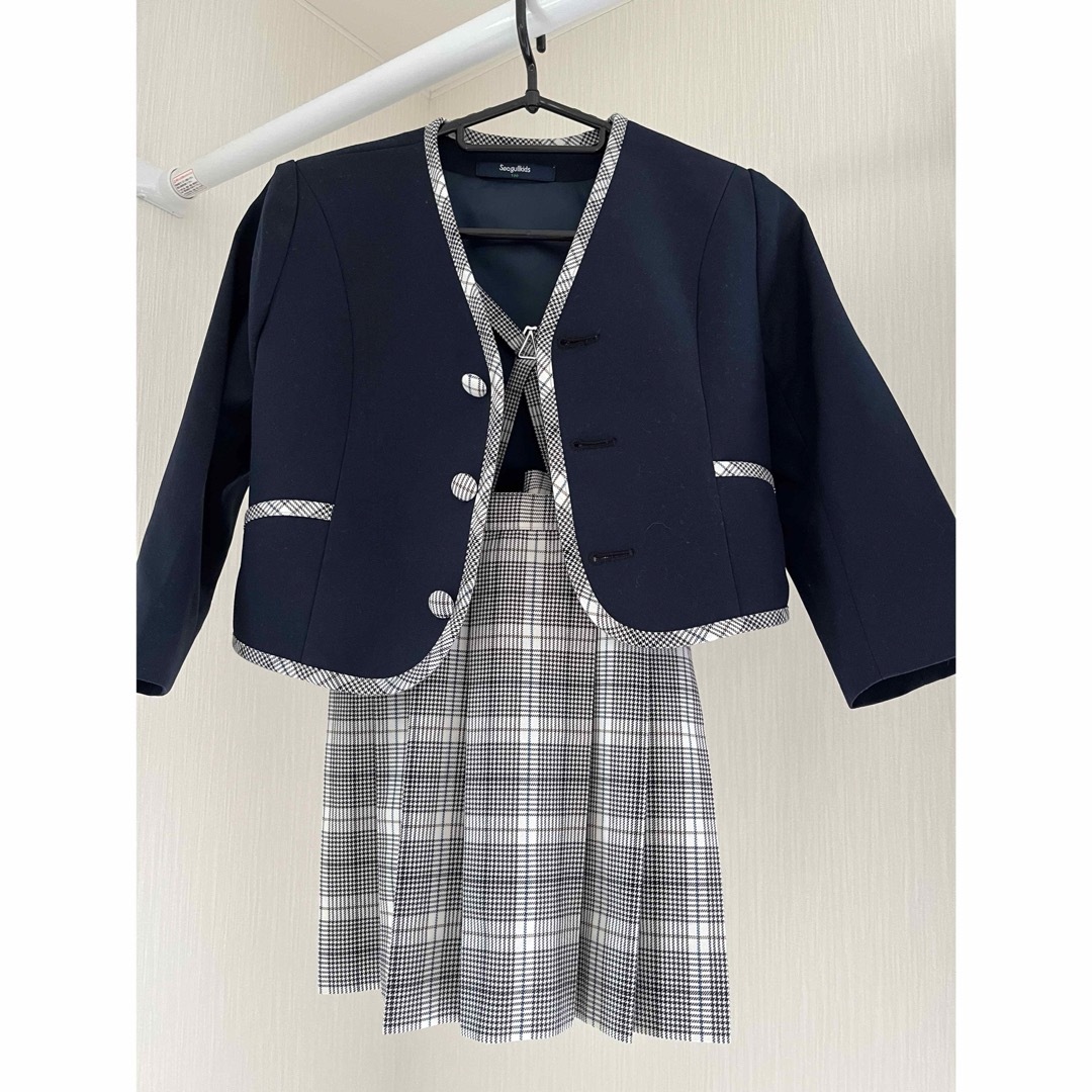 幼稚園制服　女の子
