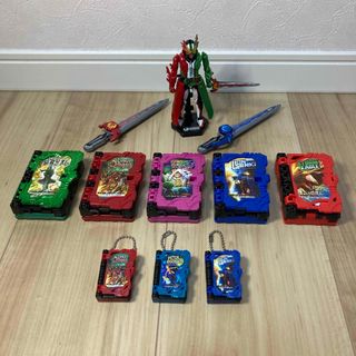 仮面ライダー　セイバー　フィギュアおもちゃなど11点まとめ売り(特撮)