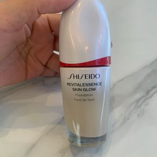 SHISEIDO (資生堂) - 新品未開封！資生堂 エッセンススキングロウ 