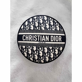 ディオール(Dior)のDIOR　クッションファンデ　限定ケース(ファンデーション)