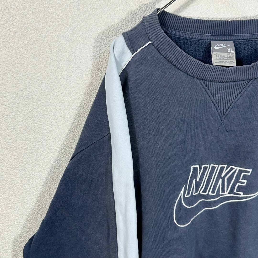 NIKE(ナイキ)のNIKE ナイキ トレーナー 古着 XL ネイビー　ビッグシルエット　ゆるだぼ その他のその他(その他)の商品写真