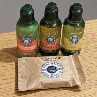 ロクシタン(L'OCCITANE)のロクシタン　旅行用バスセット4点(旅行用品)