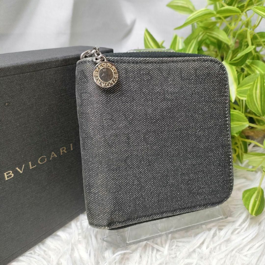 BVLGARI(ブルガリ)のブルガリ 二つ折り財布 ロゴマニア デニム BVLGARI 財布 グレー ロゴ レディースのファッション小物(財布)の商品写真