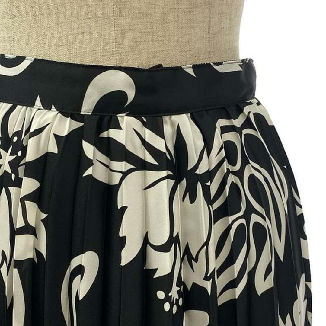 sacai(サカイ)の【新品】  sacai / サカイ | 2024SS | Floral Print Skirt プリーツスカート | 1 | ブラック/ホワイト | レディース レディースのスカート(ロングスカート)の商品写真