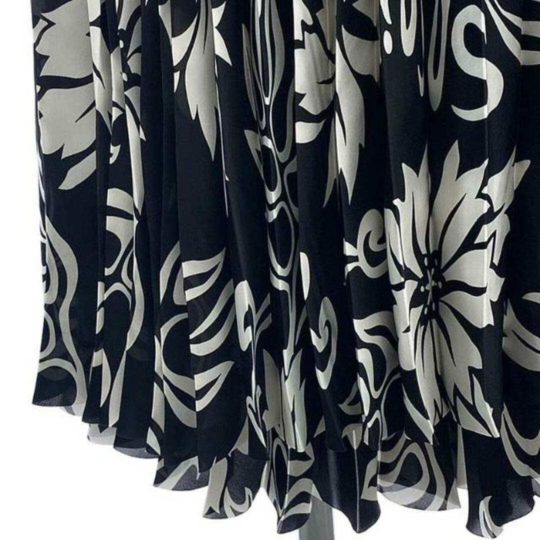 sacai(サカイ)の【新品】  sacai / サカイ | 2024SS | Floral Print Skirt プリーツスカート | 1 | ブラック/ホワイト | レディース レディースのスカート(ロングスカート)の商品写真