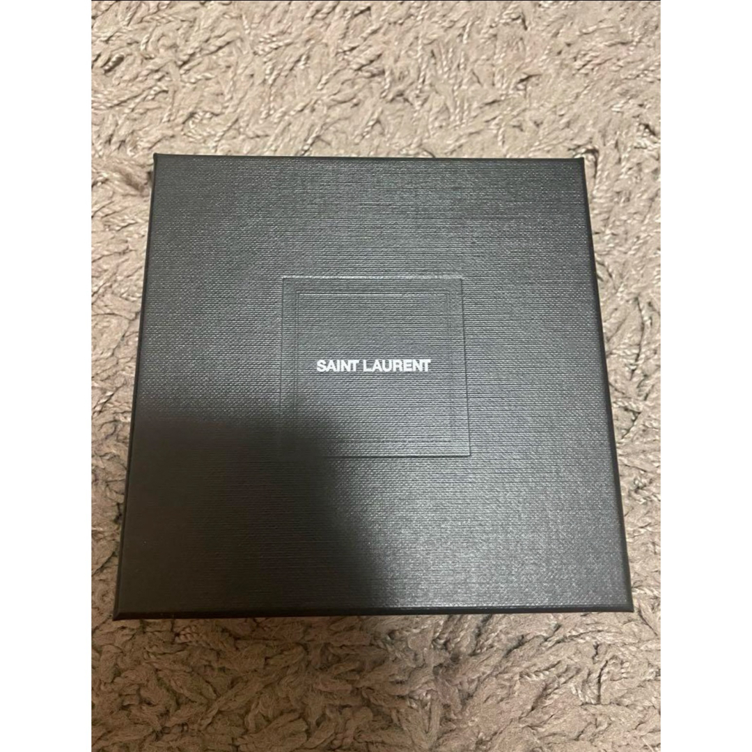 Saint Laurent(サンローラン)のサンローラン　空箱 レディースのバッグ(ショップ袋)の商品写真