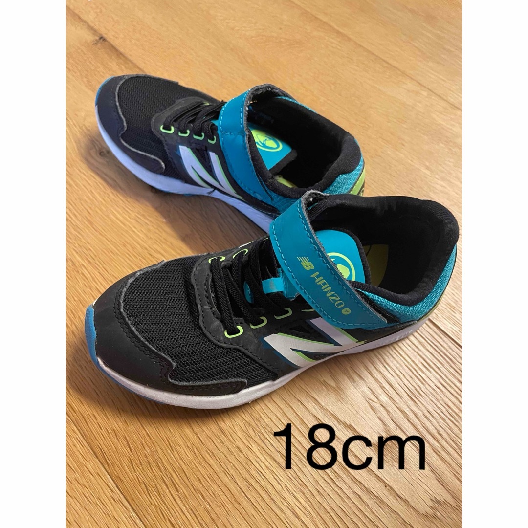 New Balance(ニューバランス)のニューバランス　スニーカー　18cm キッズ/ベビー/マタニティのキッズ靴/シューズ(15cm~)(スニーカー)の商品写真