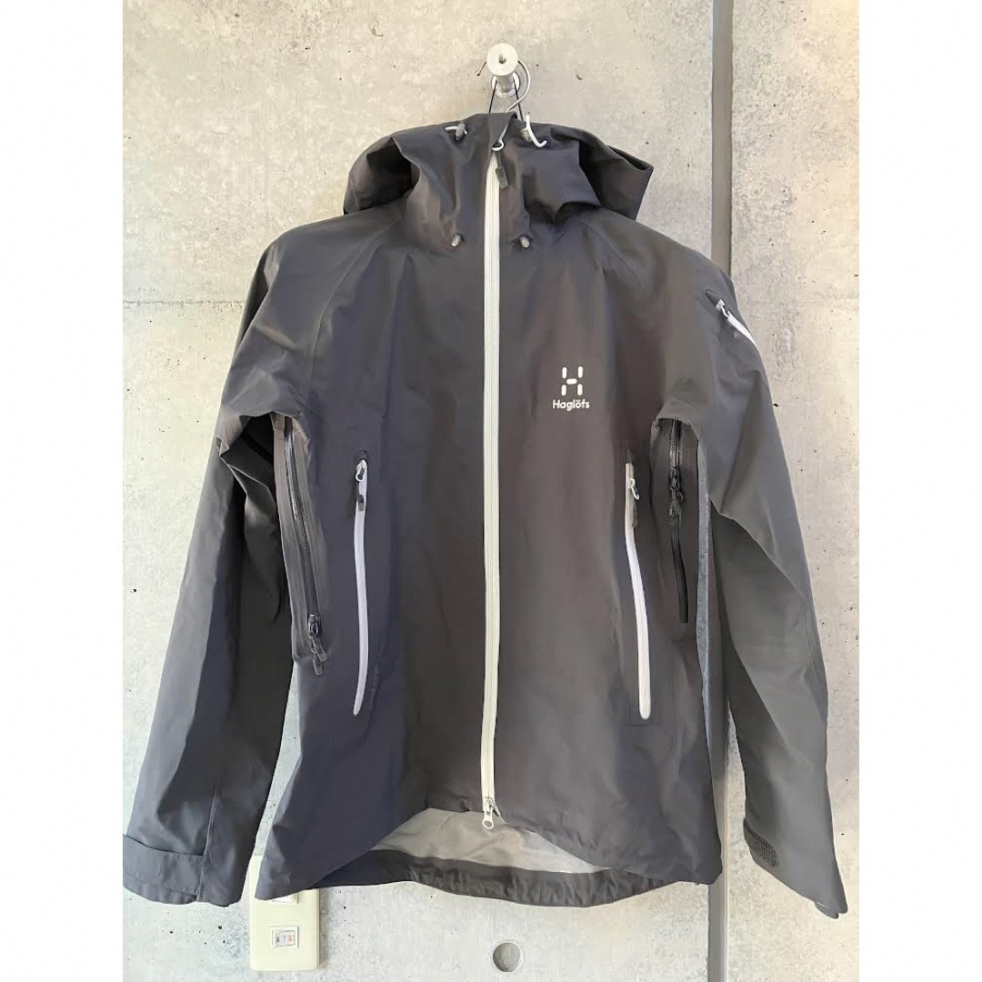 Haglofs(ホグロフス)の期間限定値引！ホグロフス　ROC SPIRIT JACKET GORE-TEX  スポーツ/アウトドアのスノーボード(ウエア/装備)の商品写真