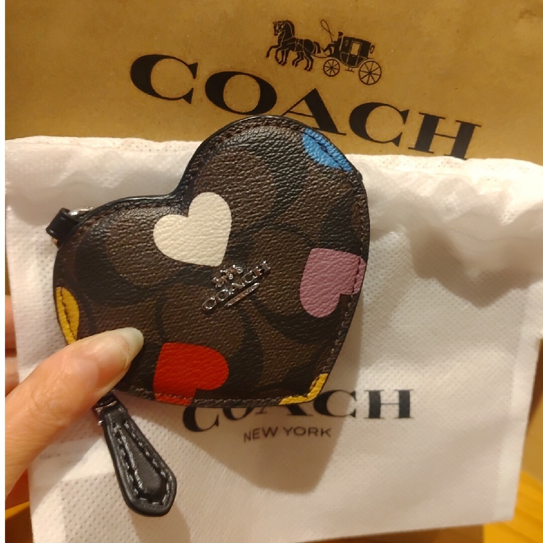 COACH(コーチ)のCOACH　コーチコインケース　ハート　コーチキーリング　コーチ　プレゼント レディースのファッション小物(コインケース)の商品写真
