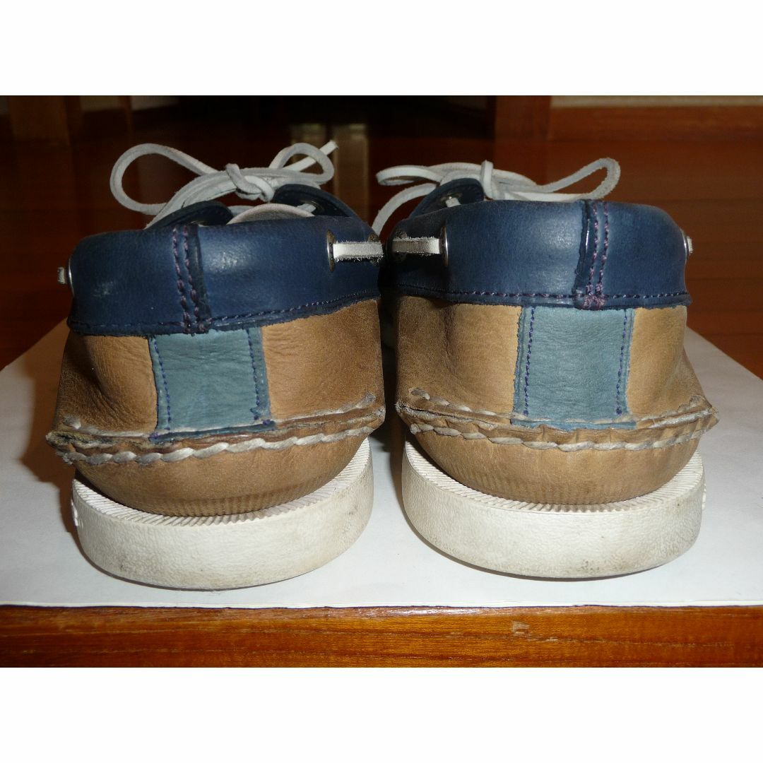 SPERRY TOP-SIDER(スペリートップサイダー)の美品 スペリートップサイダー デッキシューズ 白/NAVY/ベージュ 9M メンズの靴/シューズ(デッキシューズ)の商品写真