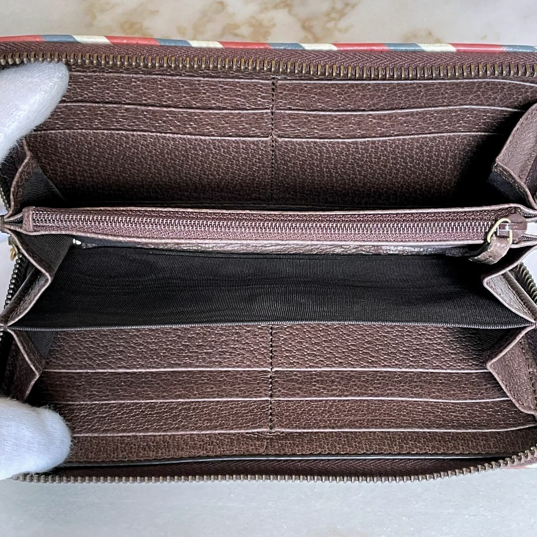 GUCCI - レアGUCCI グッチ GGスプリーム クーリエ 長財布 虎と GUCCI - レアGUCCI グッチ GGスプリーム クーリエ 長財布 虎と