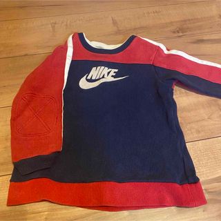 ナイキ(NIKE)のNIKEトレーナー　100ｻｲｽﾞ(Tシャツ/カットソー)