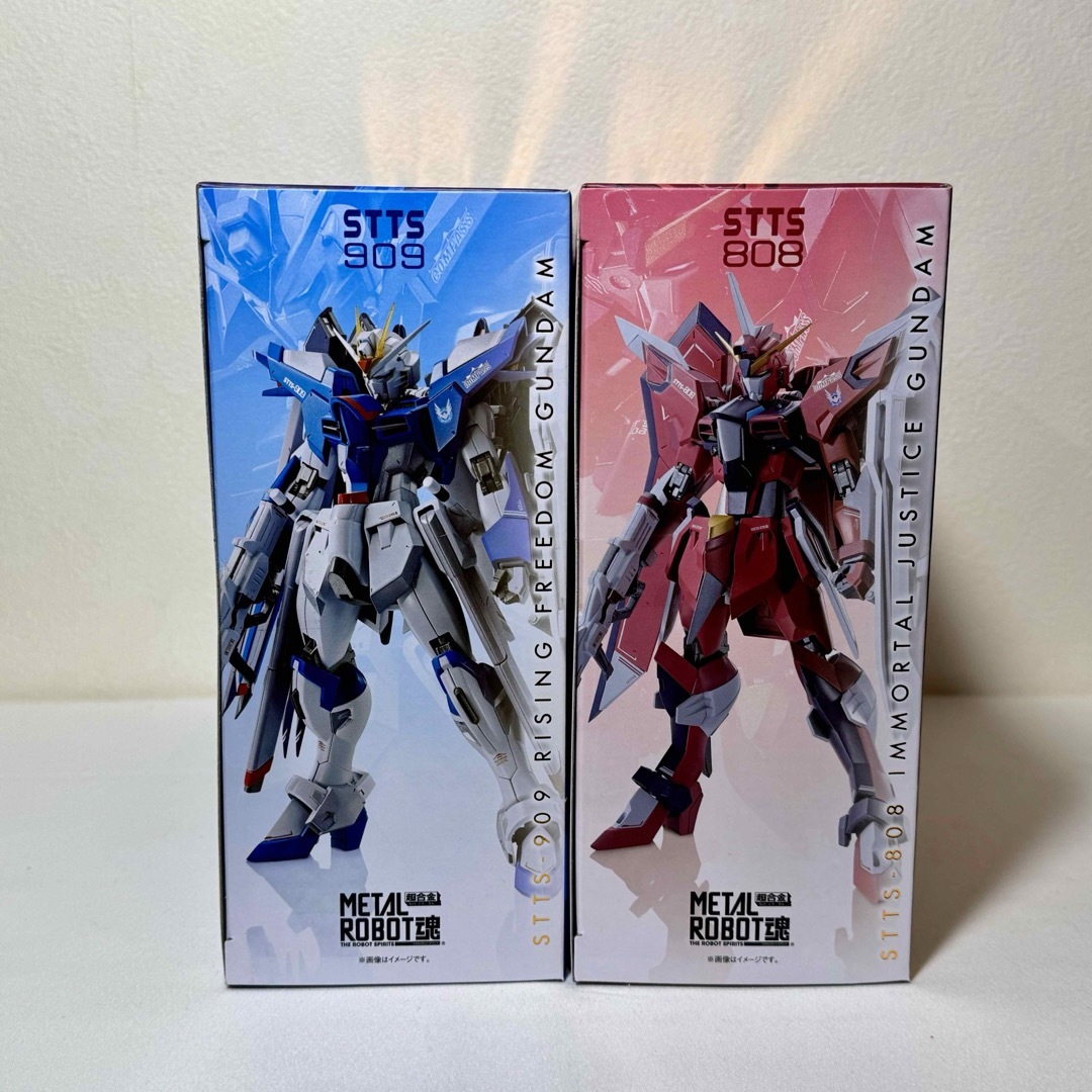 BANDAI(バンダイ)の2体セット METAL ROBOT魂 ライジングフリーダムイモータルジャスティス エンタメ/ホビーのフィギュア(アニメ/ゲーム)の商品写真