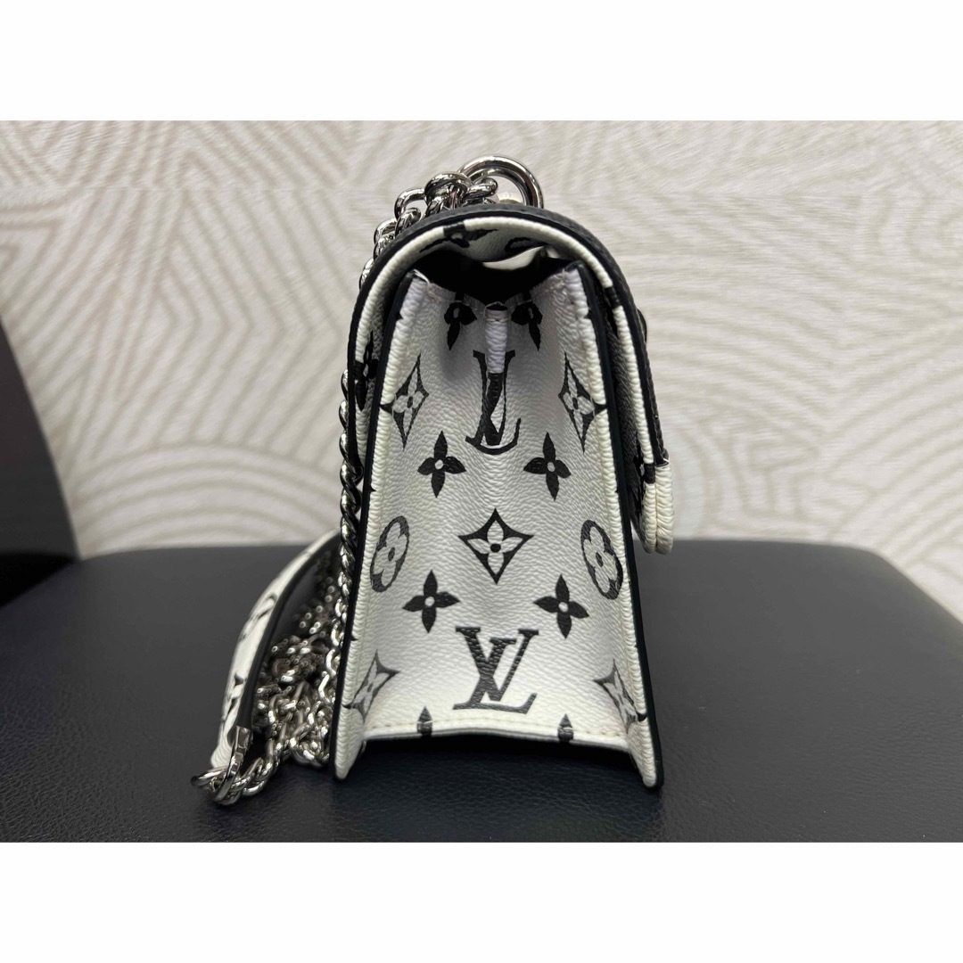 LOUIS VUITTON - ルイヴィトン☆M90445ワインウッドPM☆ヴェルニ LOUIS VUITTON - ルイヴィトン☆M90445ワインウッドPM☆ヴェルニ