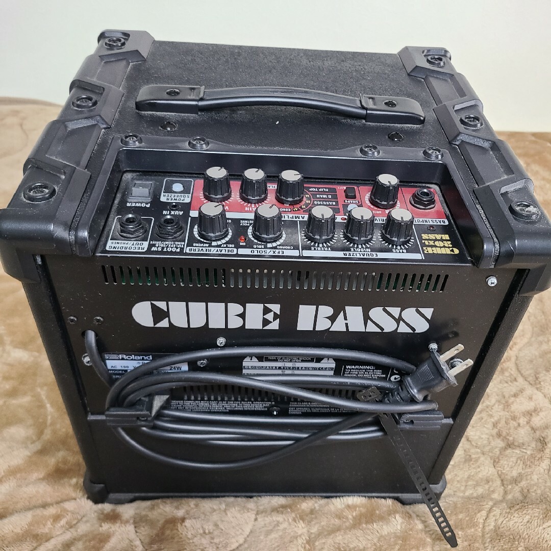 Roland(ローランド)のRoland CUBE 20 XL ベースアンプ 楽器のベース(ベースアンプ)の商品写真