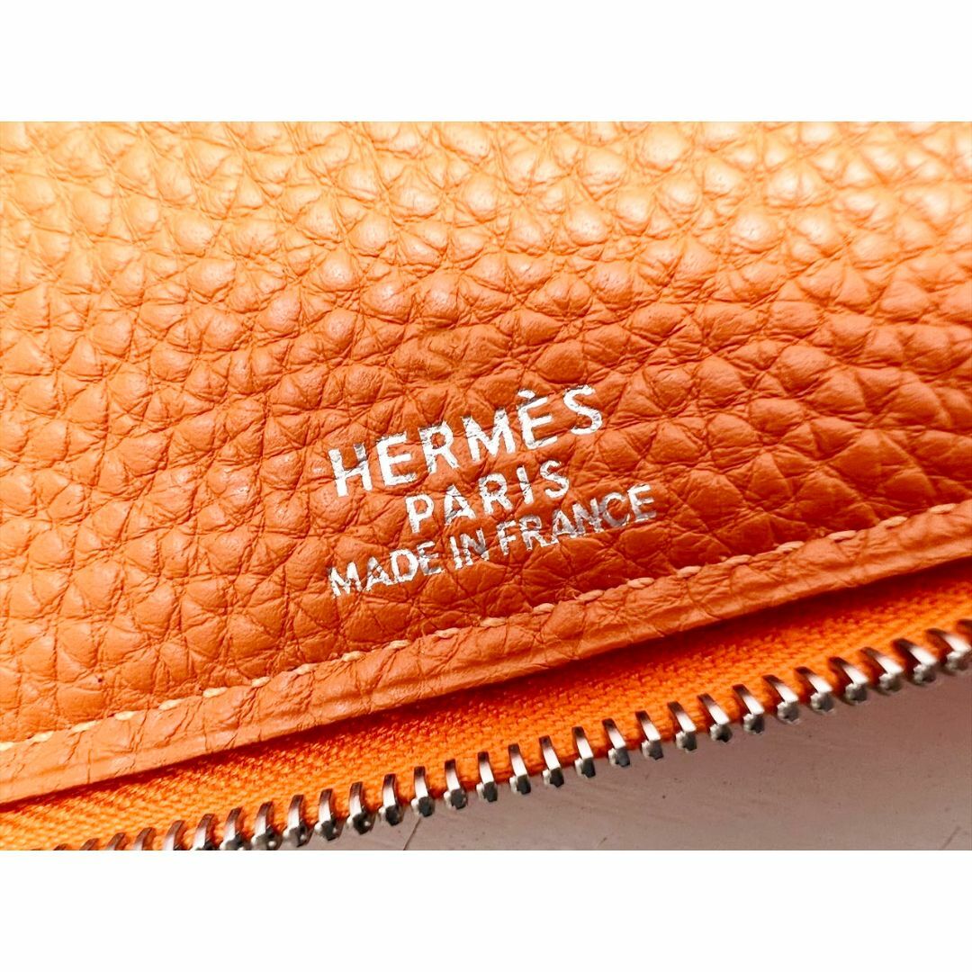 Hermes(エルメス)の未使用保管　美品　エルメス　ジップ　ラウンド　 CDケース　ポーチ　オレンジ レディースのファッション小物(その他)の商品写真