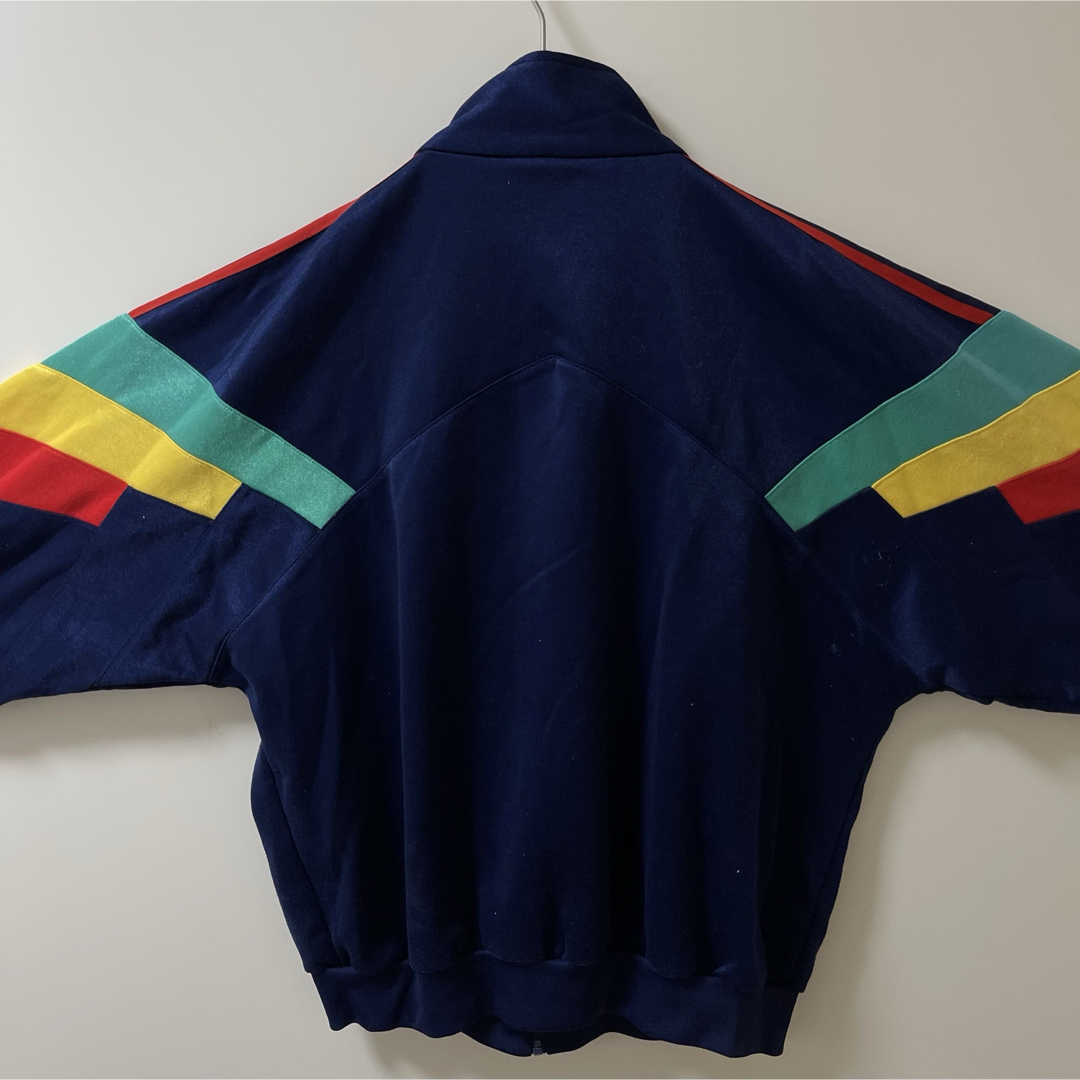 adidas - 90sゆるだぼ】アディダス刺繍トラックジャケット古着 adidas - 90sゆるだぼ】アディダス刺繍トラックジャケット古着