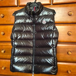 モンクレール　moncler GHANY ダウンベスト　サイズ4 ブラック