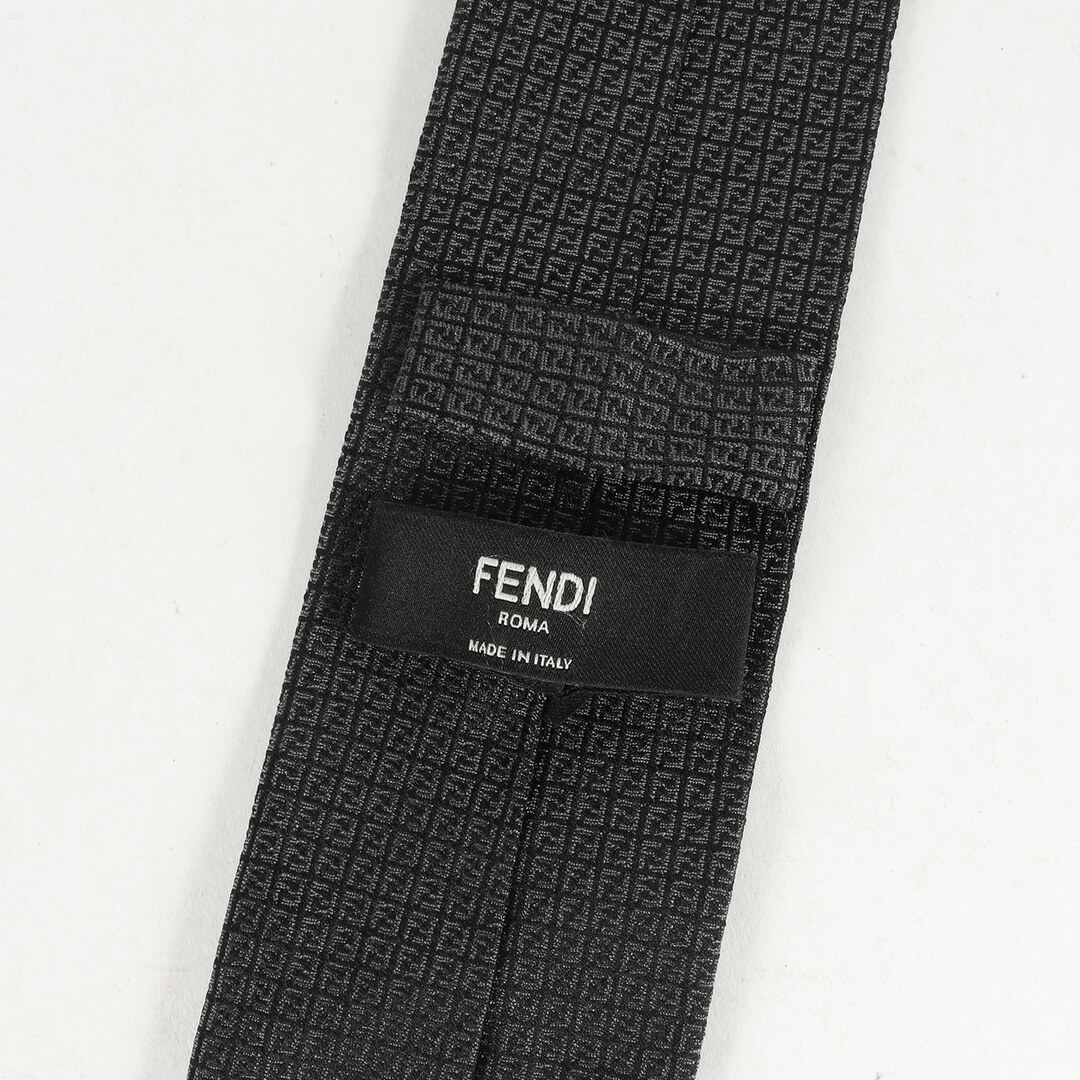 美品 FENDI フェンディ ズッカ柄 総柄 シルク ネクタイ 美品 FENDI フェンディ ズッカ柄 総柄 シルク ネクタイ