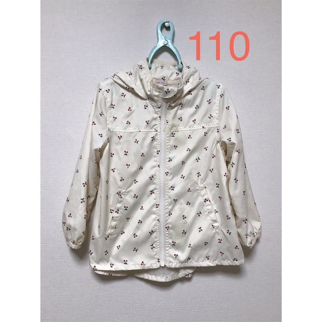 petit main(プティマイン)の【中古品】プティマイン  ウインドブレーカー　110 キッズ/ベビー/マタニティのキッズ服女の子用(90cm~)(ジャケット/上着)の商品写真