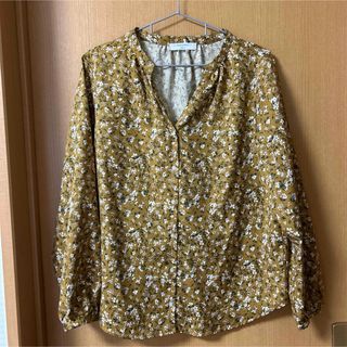 ツハルバイサマンサモスモス(TSUHARU by Samansa Mos2)のSM2サマンサモス　花柄シャツ　ブラウス(シャツ/ブラウス(長袖/七分))