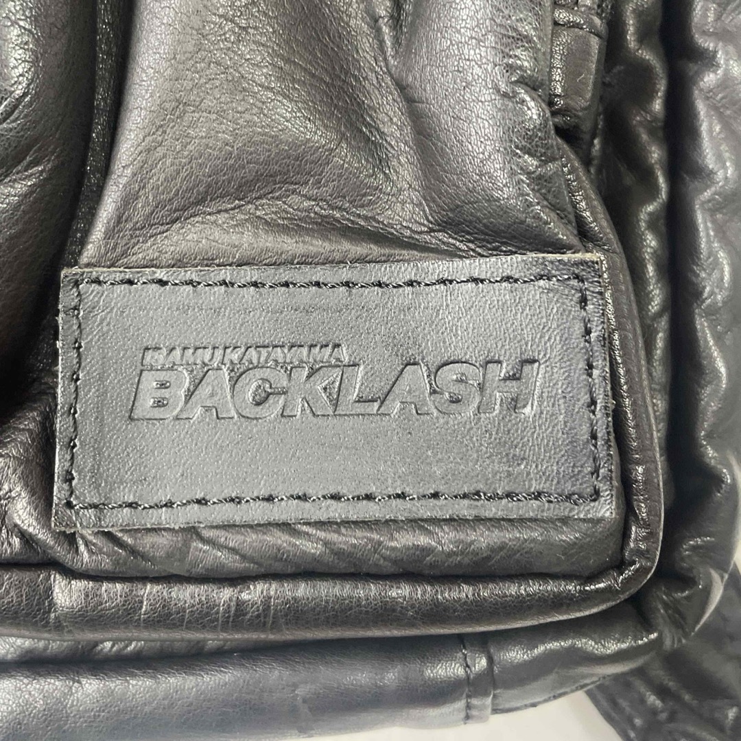 ISAMUKATAYAMA BACKLASH(イサムカタヤマバックラッシュ)のバックラッシュ　カンガルーレザー　ショルダーバッグ　212-01 メンズのバッグ(ショルダーバッグ)の商品写真