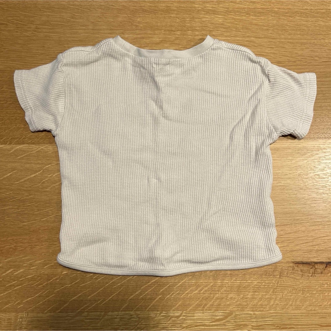 しまむら(シマムラ)のワッフルTシャツ　100 キッズ/ベビー/マタニティのキッズ服女の子用(90cm~)(Tシャツ/カットソー)の商品写真