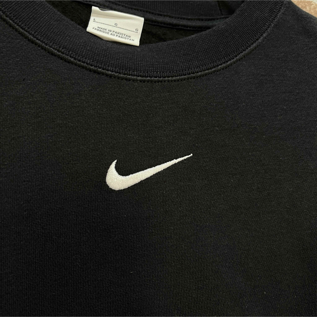 NIKE(ナイキ)の新品未使用❗️ナイキ　センターロゴ　スウェット　トレーナー　オーバーサイズ❗️ レディースのトップス(トレーナー/スウェット)の商品写真