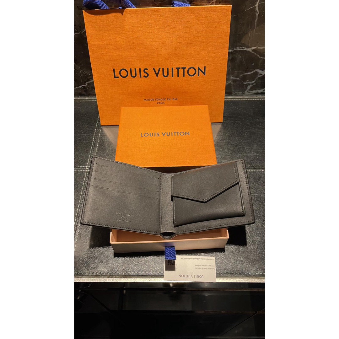 LOUIS VUITTON(ルイヴィトン)のルイヴィトンLOUIS VUITTON アエログラム ポルトフォイユ マルコ メンズのファッション小物(折り財布)の商品写真