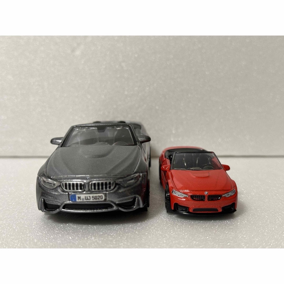 BMW(ビーエムダブリュー)のBMW F83 M4★ミニカー2台セット エンタメ/ホビーのおもちゃ/ぬいぐるみ(ミニカー)の商品写真