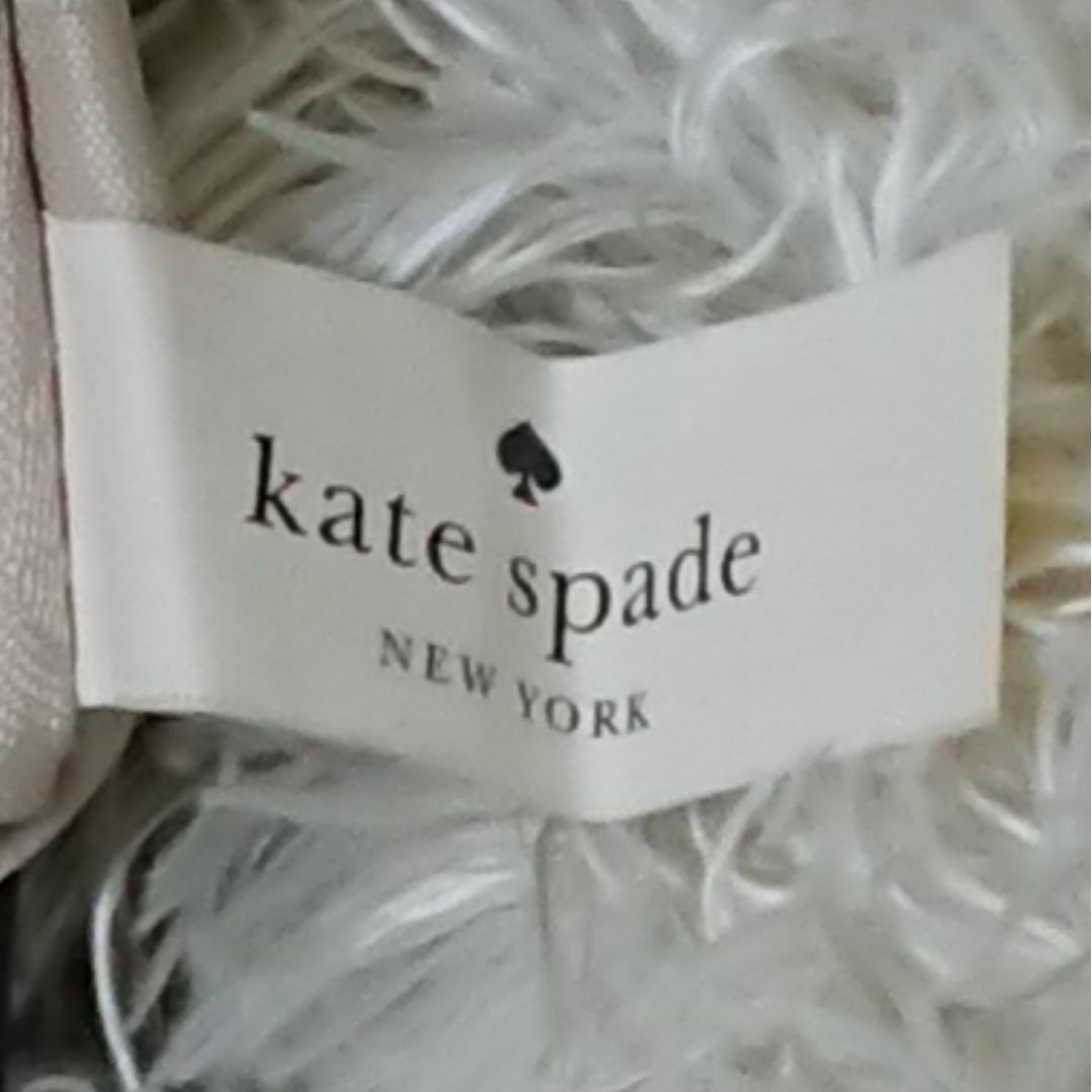 kate spade new york(ケイトスペードニューヨーク)のケイトスペードニューヨーク　トートバッグ　本革　無地　ピンクベージュ　A４収納可 レディースのバッグ(トートバッグ)の商品写真