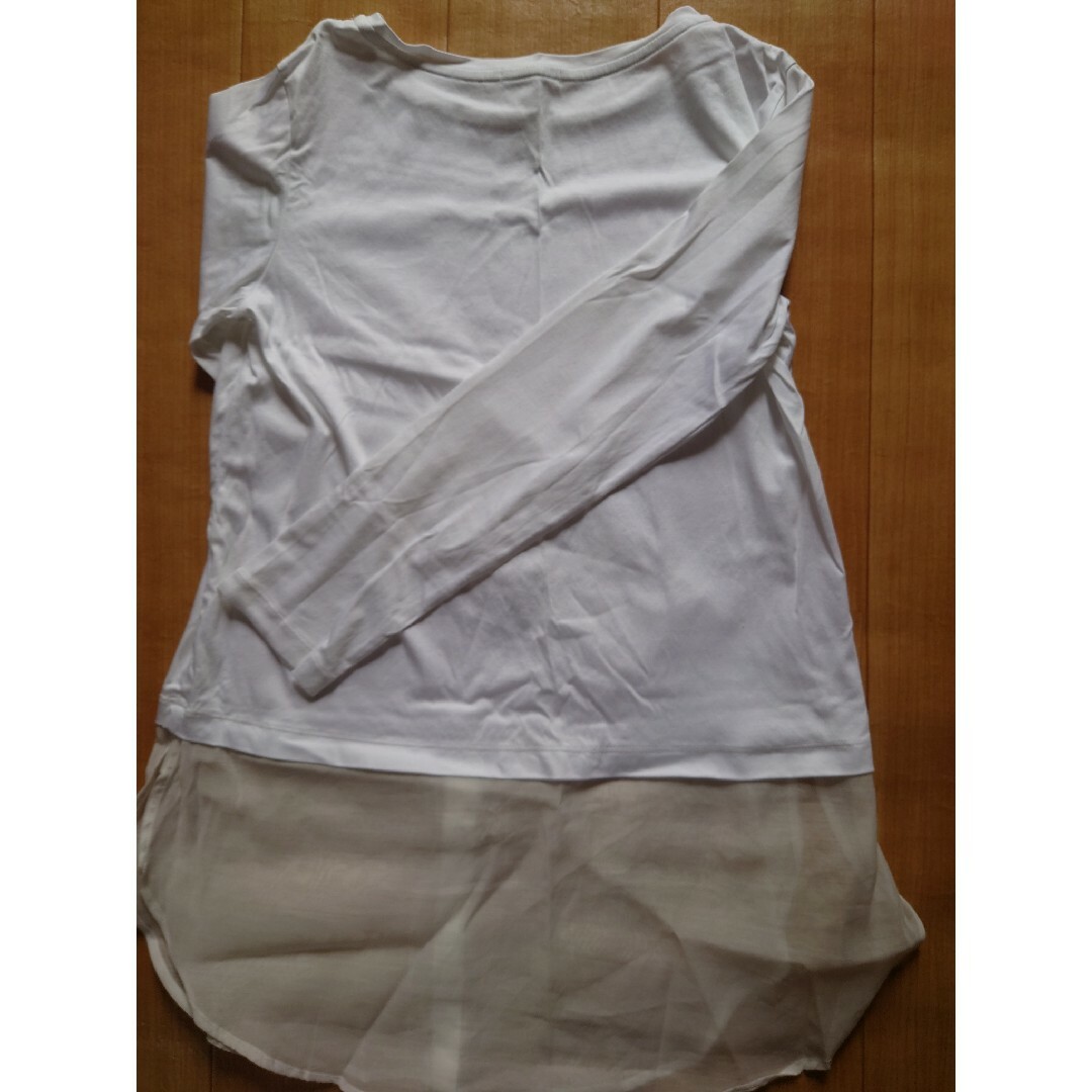 PLST(プラステ)のPLST　ホワイト　Ｍ　ロンT　重ね着 レディースのトップス(Tシャツ(長袖/七分))の商品写真