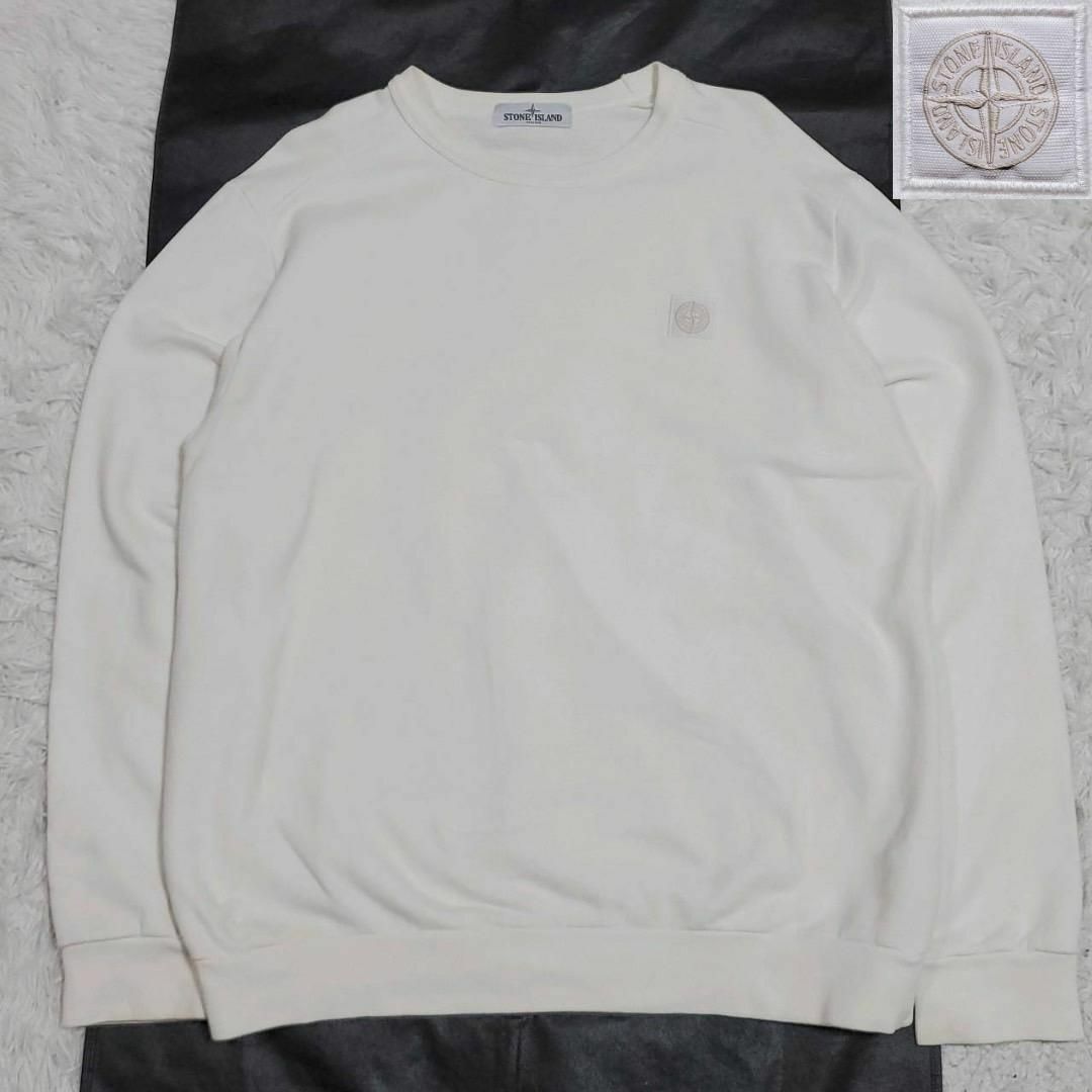 STONE ISLAND(ストーンアイランド)の美品 2XL ストーンアイランド プルオーバー 白 ワンポイント ロゴ 長袖 メンズのトップス(スウェット)の商品写真