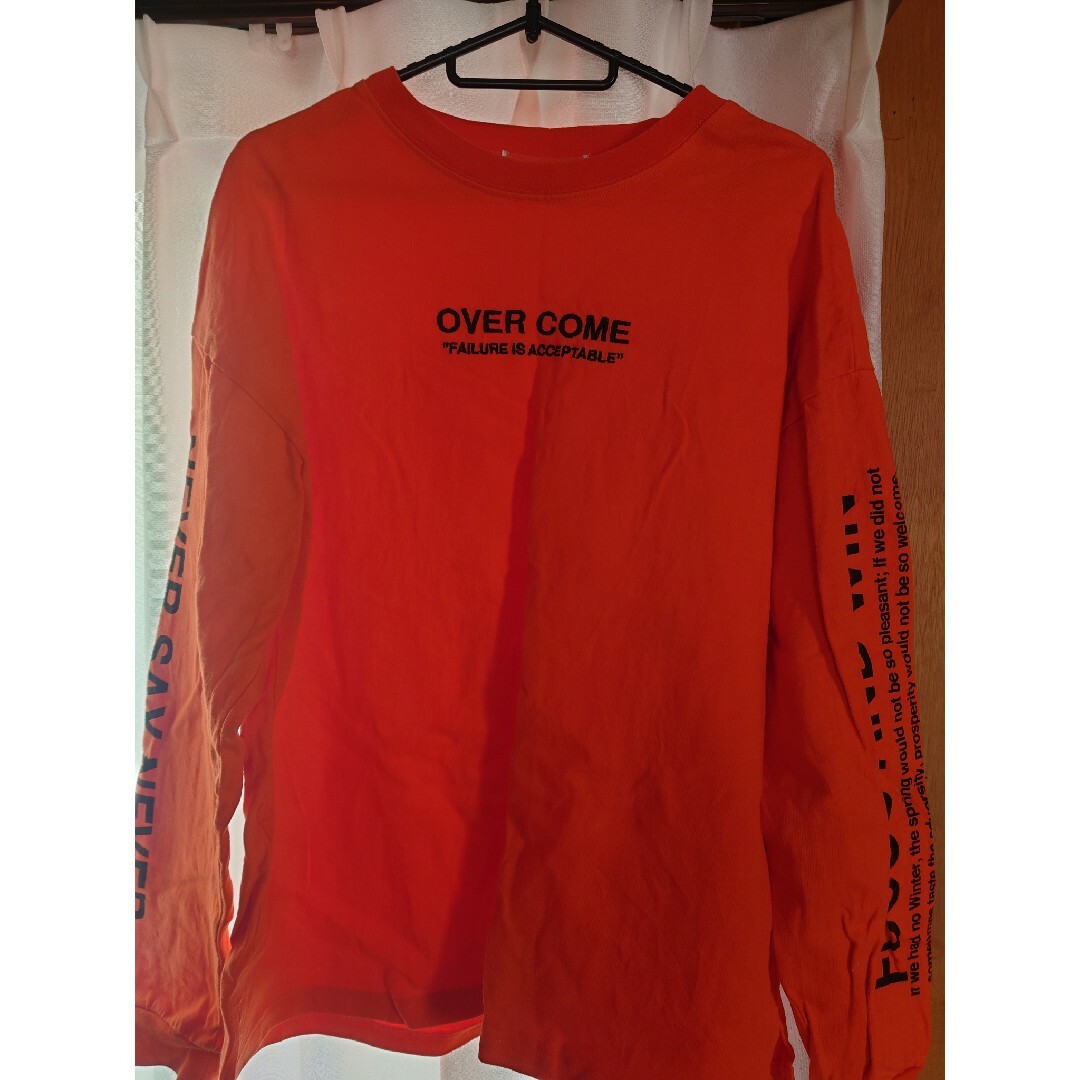 ロンT　オレンジ　オシャレ　厚手 メンズのトップス(Tシャツ/カットソー(七分/長袖))の商品写真