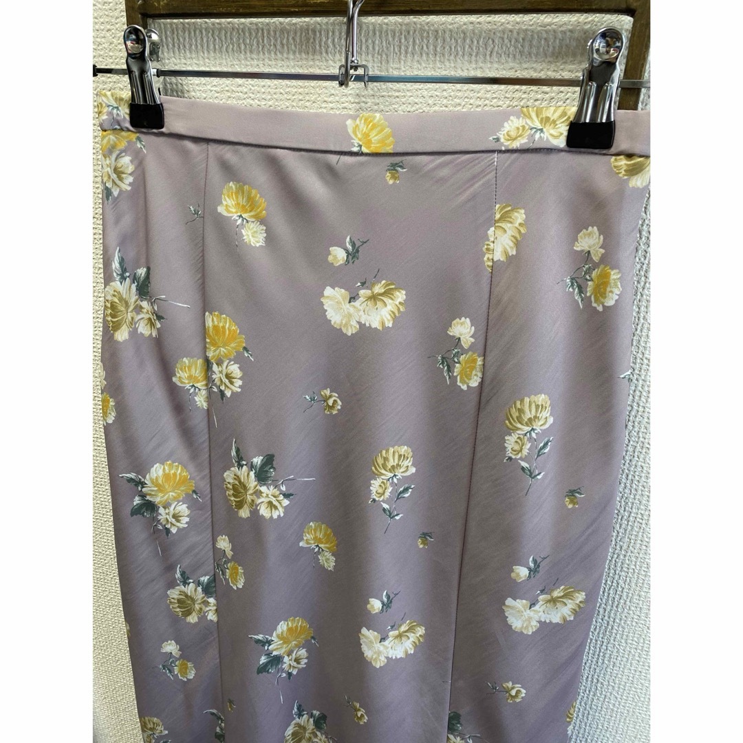 URBAN RESEARCH(アーバンリサーチ)のアーバンリサーチ  花柄ロングスカート レディースのスカート(ロングスカート)の商品写真