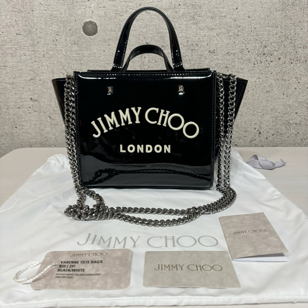 JIMMY CHOO(ジミーチュウ)の新品　ジミーチュウ　ミニトートバッグ　ブラック　刺繍　チェーンショルダー　 レディースのバッグ(トートバッグ)の商品写真