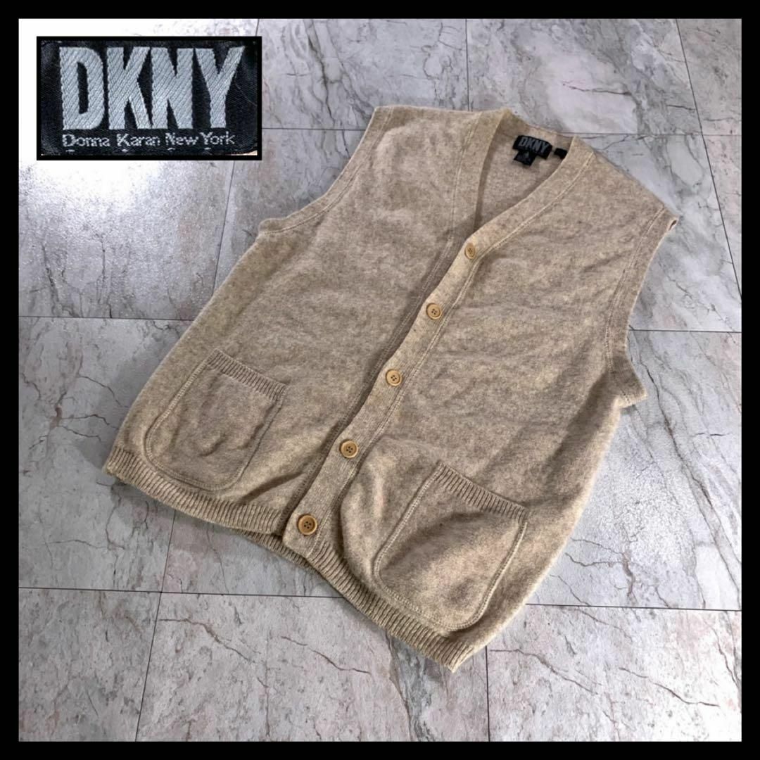 DKNY(ダナキャランニューヨーク)の90s 古着 DKNY ダナキャランニューヨーク ウール ニット ベスト ボタン メンズのトップス(ベスト)の商品写真