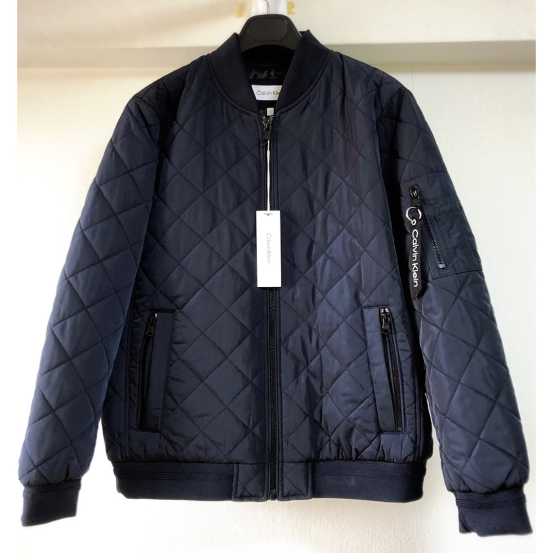 新品タグ付き】Calvin Klein MA-1キルティングジャケット 紺 L 新品タグ付き】Calvin Klein MA-1キルティングジャケット 紺 L