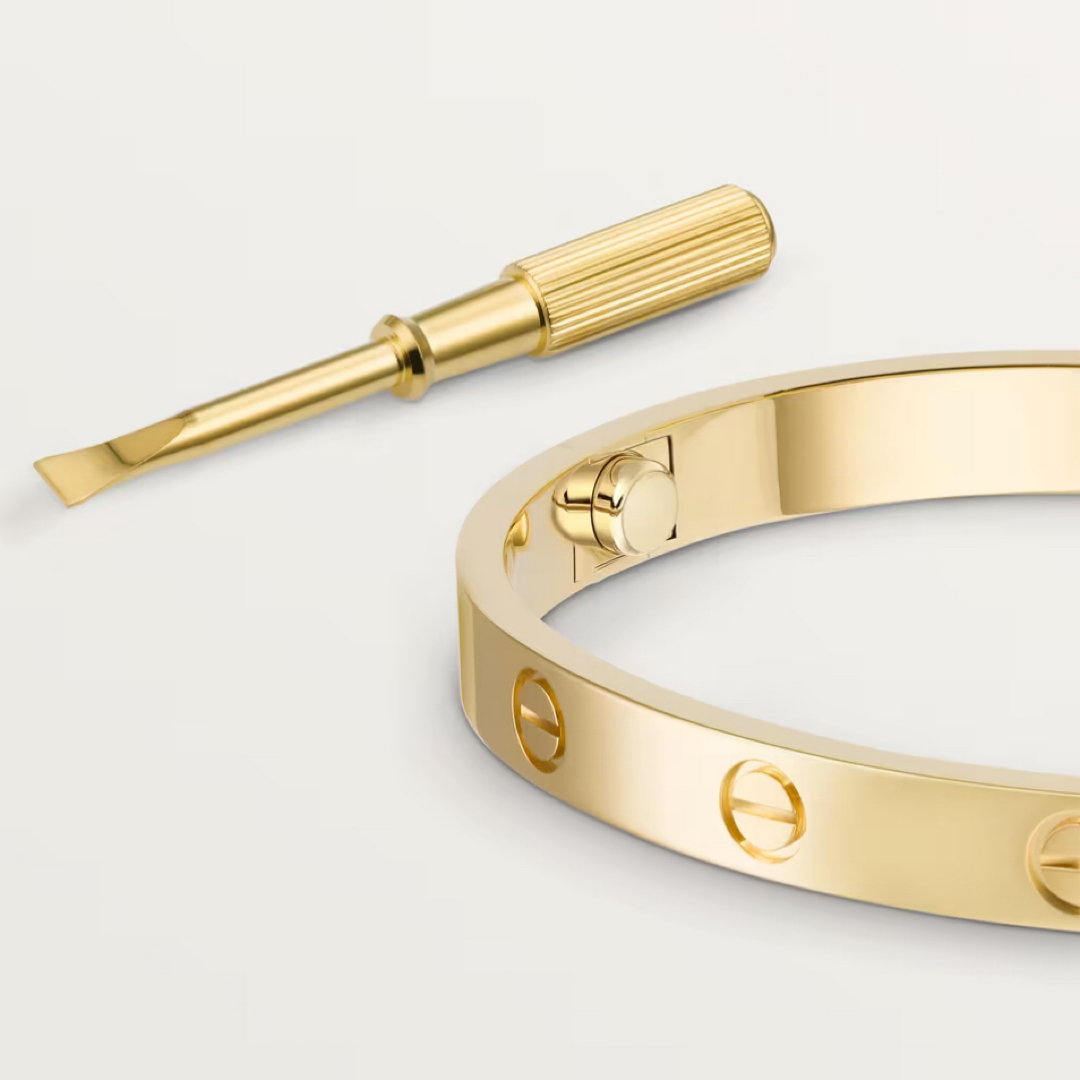 Cartier(カルティエ)のカルティエ　LOVE BRACELET LOVE ブレスレット  新品 レディースのアクセサリー(ブレスレット/バングル)の商品写真