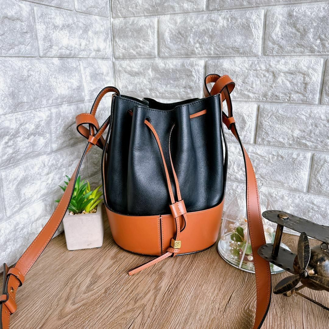 LOEWE(ロエベ)の◇ロエベ◇バルーンバッグ スモール 2WAYショルダーバッグ ブラック×ブラウン レディースのバッグ(ショルダーバッグ)の商品写真