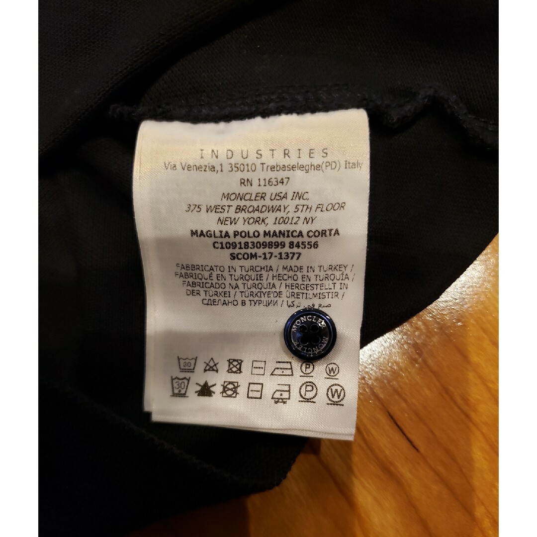 MONCLER(モンクレール)の【未使用】モンクレール　MONCLER　ポロシャツ　半袖　ブラック　size S メンズのトップス(ポロシャツ)の商品写真