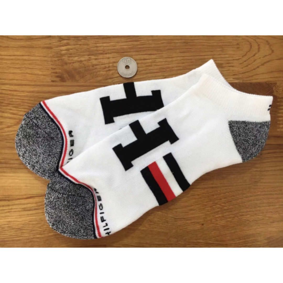 TOMMY HILFIGER(トミーヒルフィガー)の新品トミーヒルフィガーTOMMY HILFIGERメンズ4足セット1079 メンズのレッグウェア(ソックス)の商品写真