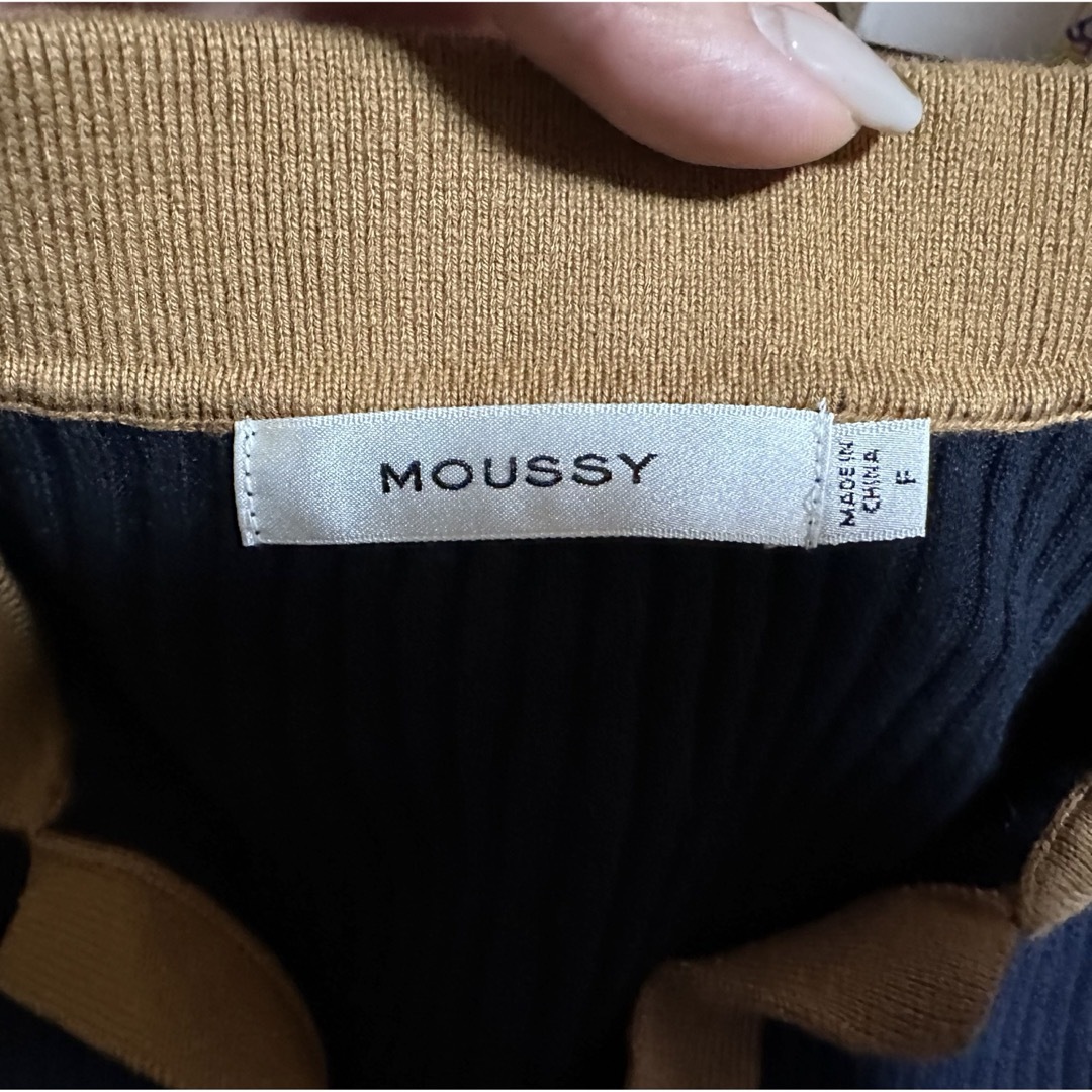 moussy(マウジー)のmoussy トップス リブニットトップス バイカラートップス 半袖ニット レディースのトップス(カットソー(半袖/袖なし))の商品写真