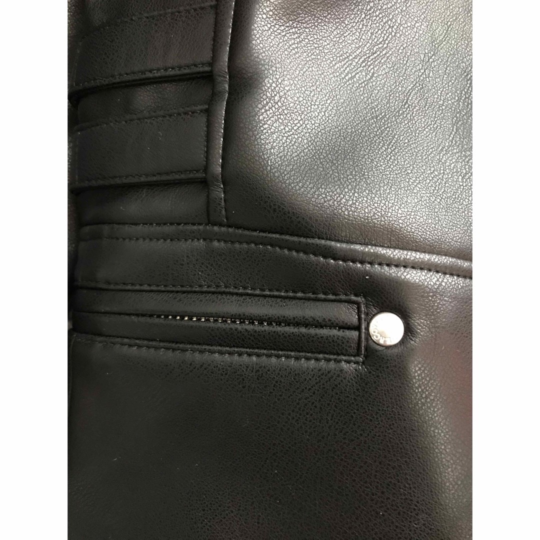 GU(ジーユー)のジーユー　アンダーカバーコラボ　ライダース　x 新品タグ付き メンズのジャケット/アウター(ライダースジャケット)の商品写真