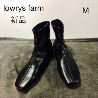 ローリーズファーム(LOWRYS FARM)の新品ローリーズファーム　ブーツ　ブラック(ブーツ)